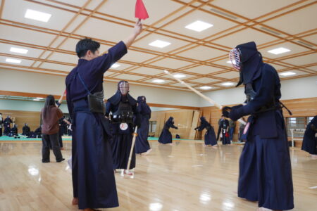 International group learning kendo in Tokyo dojo